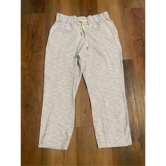 Lululemon cropped pants - Picture 2 of 4